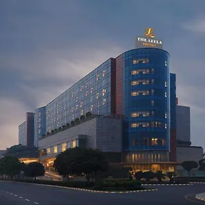Hotell The Leela Ambience Gurugram & Residences - The Luxury Urban Sanctuary, Gurgaon